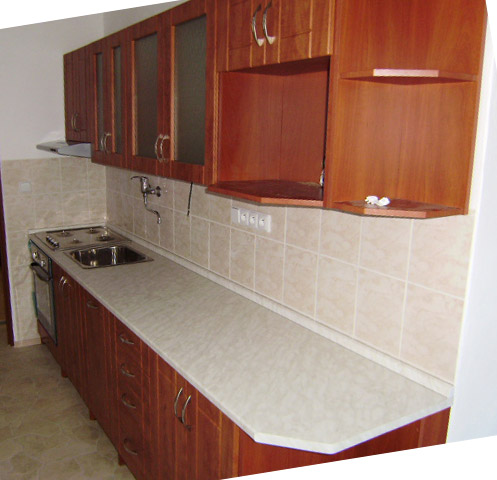 Paneláková kuchyně Ramiak 310 cm