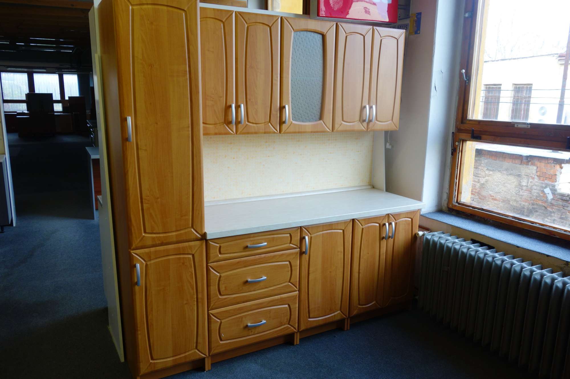 Kuchyně Diana s potravinovou skříní